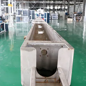 Cooling water tank